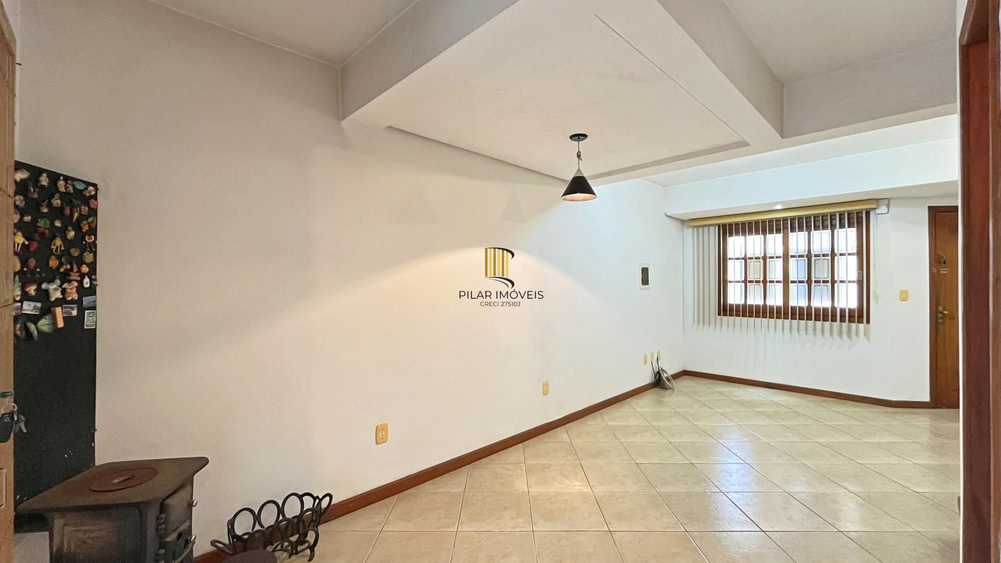 Casa Condominio para Venda - 96m², 3 dormitórios, sendo 1 suites, 2 vagas - Hípica