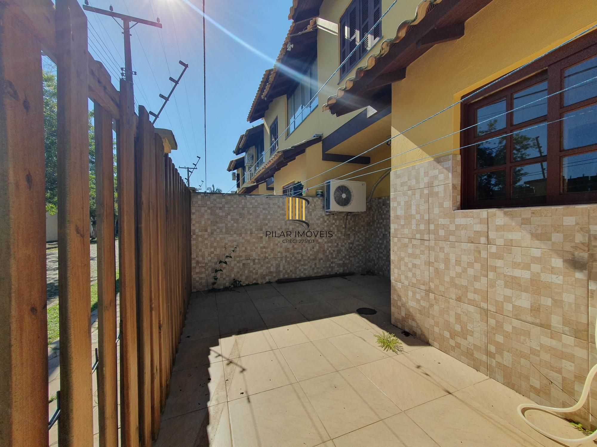 No bairro Serraria, casa em condomínio com 3 dormitórios