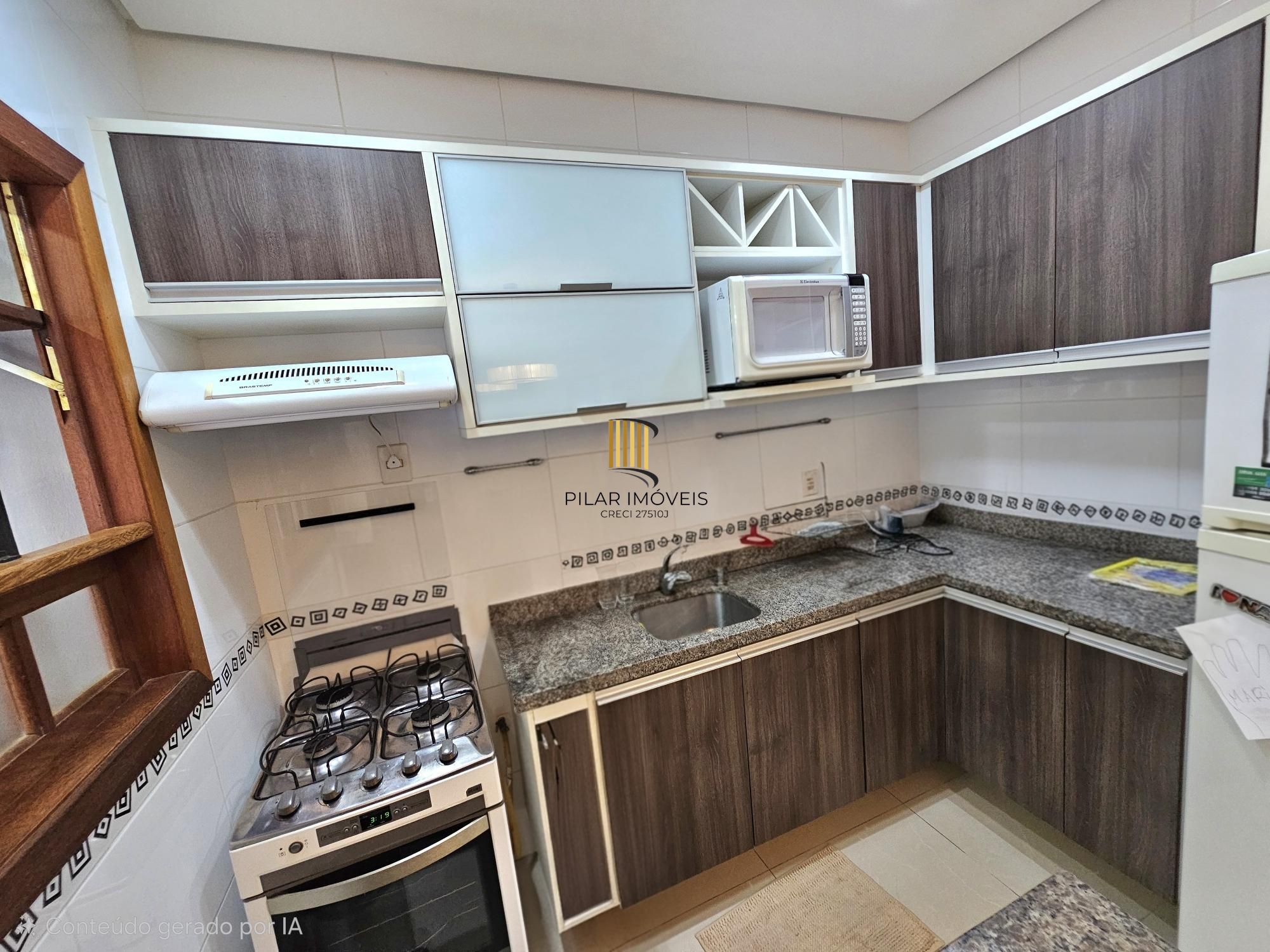 Casa 3 dormitórios com 180,00m² de área construída no Hipica Boulevard, próximo Escola Cesi e Desco Atacado !