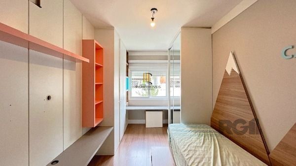 Casa de Condomínio 4 dormitórios no bairro Tristeza
