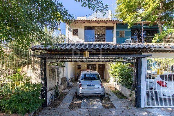 Casa para Venda - 214.21m², 3 dormitórios, sendo 3 suites, 2 vagas - Ipanema - Pilar Imóveis