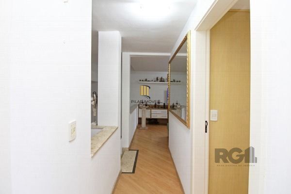 Casa Condominio para Venda - 201m², 3 dormitórios, sendo 1 suites, 2 vagas - Tristeza