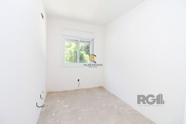 Sobrado para Venda - 100m², 3 dormitórios, sendo 3 suites, 2 vagas - Portal Do Guarujá