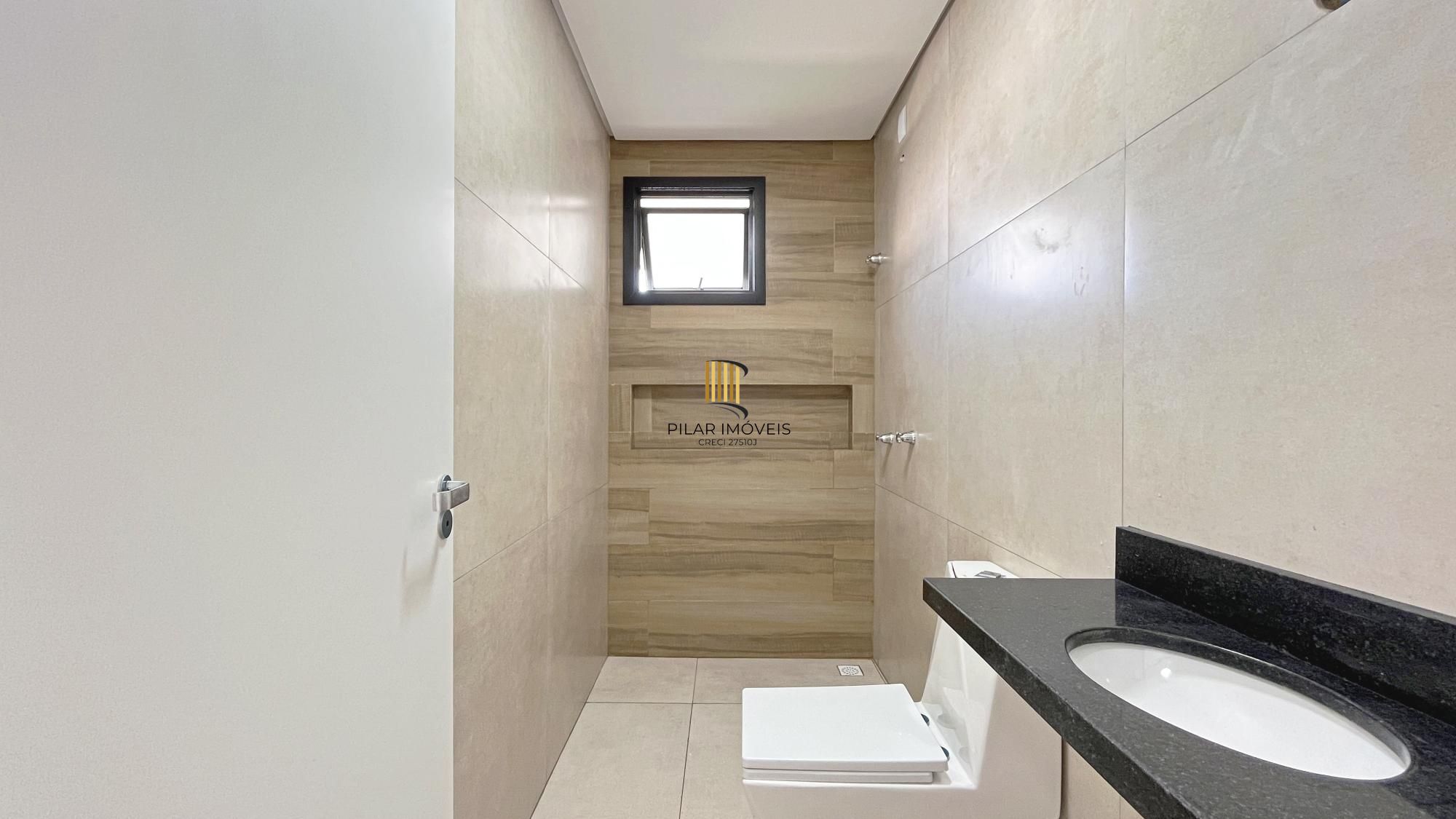 Casa Condominio em Porto Alegre, no bairro Hípica, com 3 dormitório(s), e 3 banheiros, à venda.