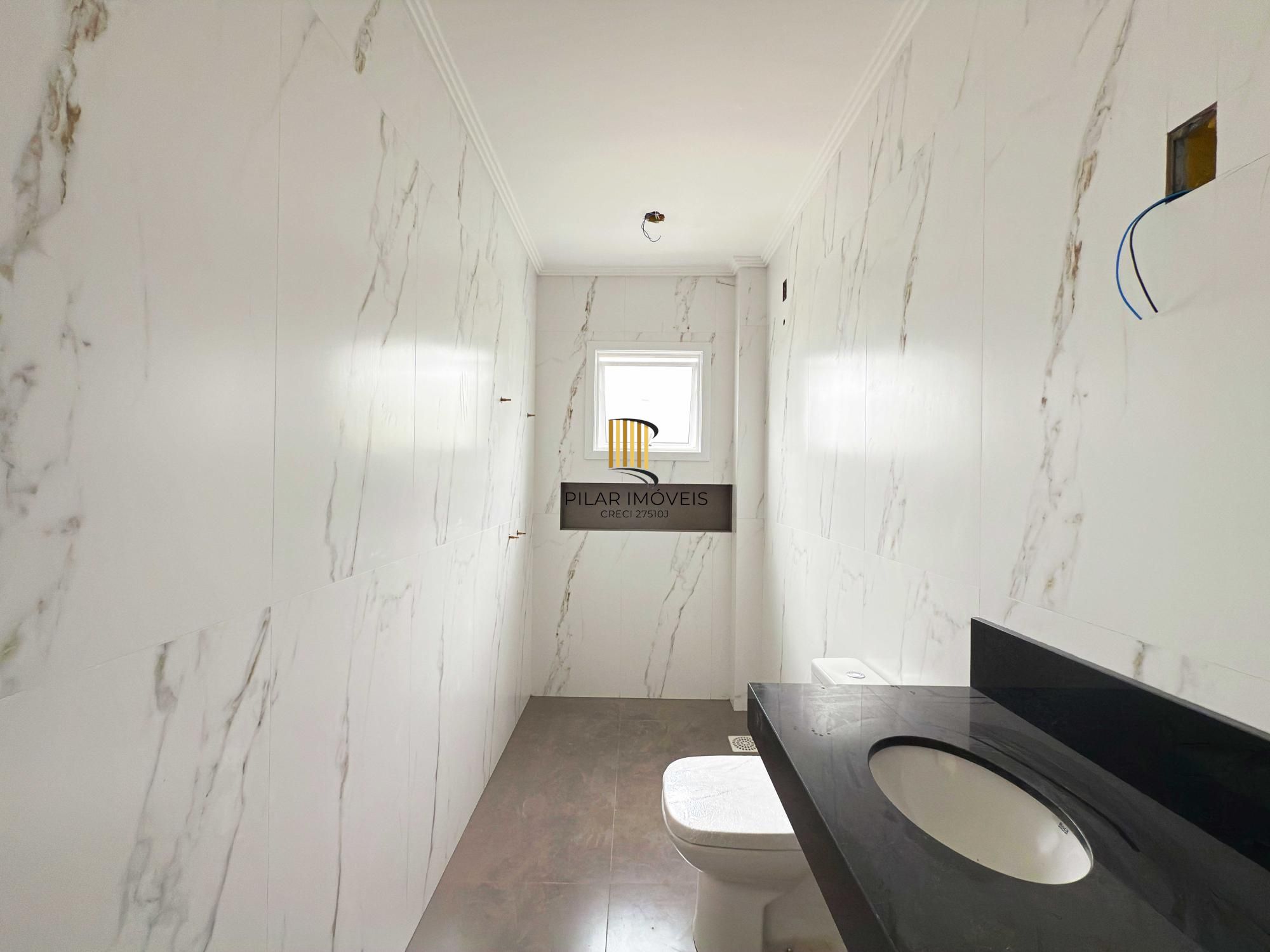 Casa no Lagos de Nova Ipanema, com 4 dormitório(s), e 4 banheiros, à venda.