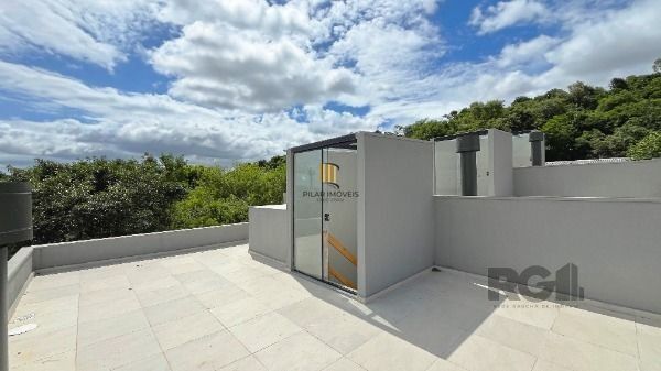 Casa de Condomínio 3 dormitórios no bairro Tristeza