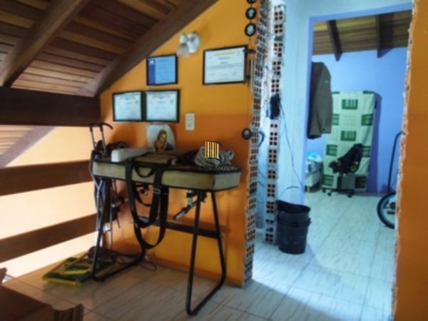 Casa para Venda - 187.5m², 3 dormitórios, sendo 1 suites, 1 vaga - Hípica