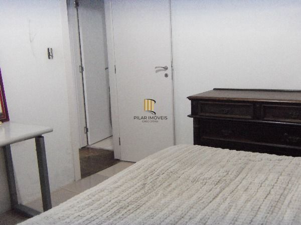 Casa para Venda - 275m², 4 dormitórios, 2 vagas - Guarujá