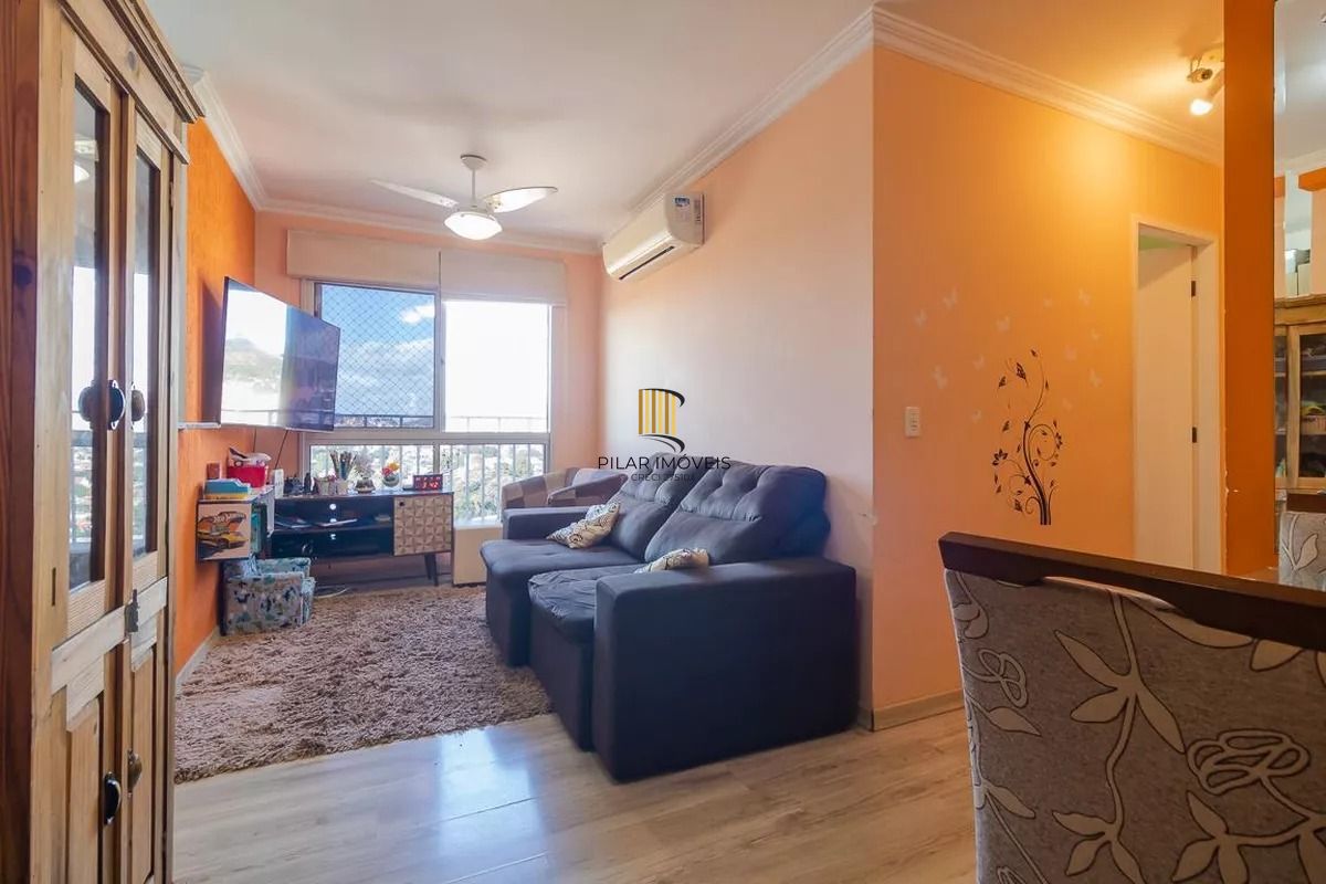 Apartamento 2 dormitórios, com suíte, churrasqueira, e vaga escriturada.