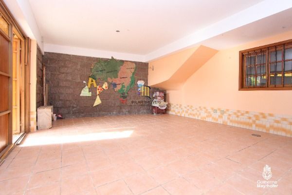 Casa para Venda - 212.52m², 3 dormitórios, sendo 1 suites, 2 vagas - Imperial Parque