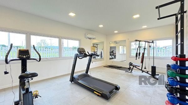 Casa Condominio em Porto Alegre, no bairro Hípica, com 3 dormitório(s), e 3 banheiros, à venda.
