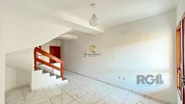 Casa para Venda - 79m², 2 dormitórios, sendo 2 suites, 2 vagas - Portal do Guarujá