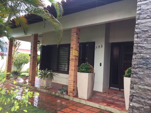 Casa para Venda - 320000m², 3 dormitórios, sendo 1 suites, 10 vagas - Belém Novo