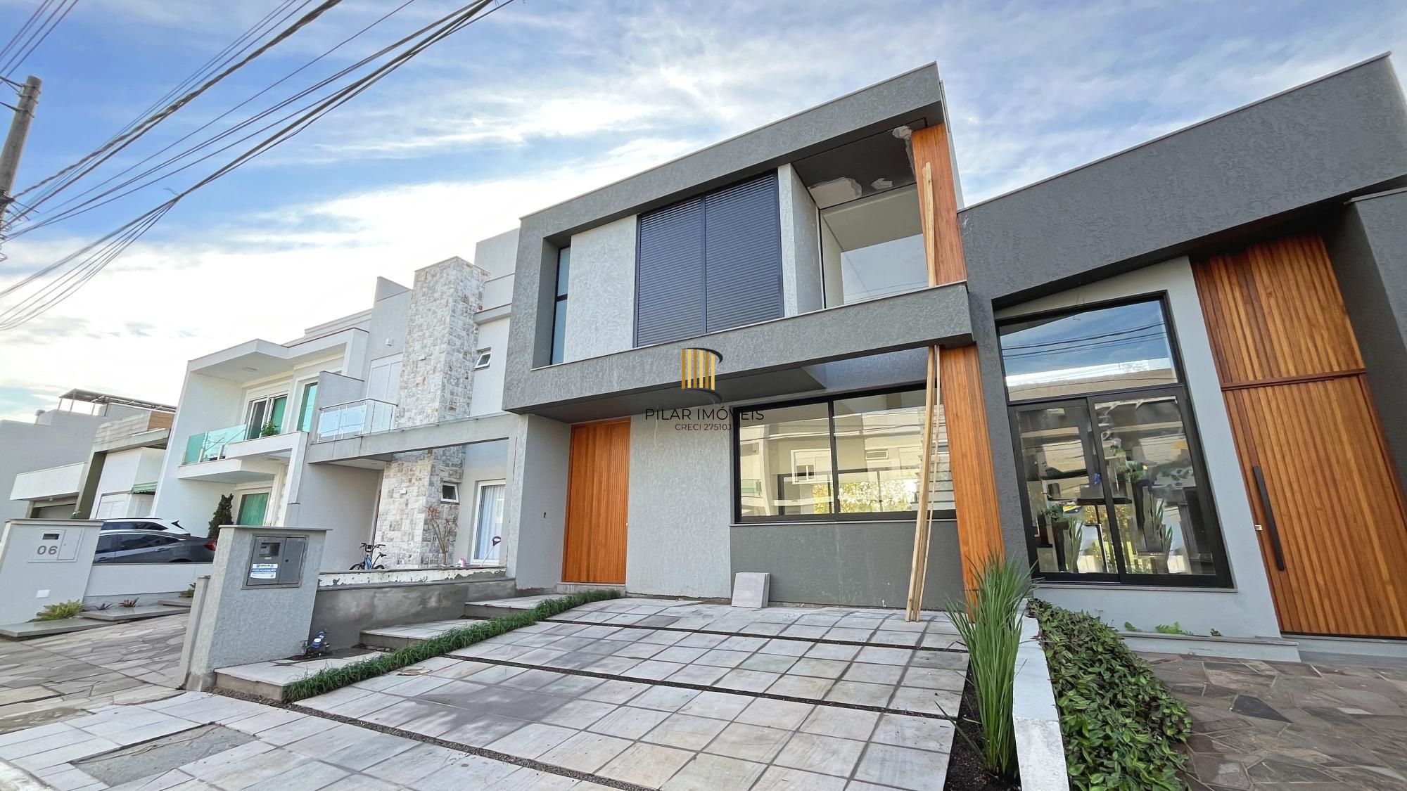 Casa Condominio em Porto Alegre, no bairro Hípica, com 3 dormitório(s), e 3 banheiros, à venda.