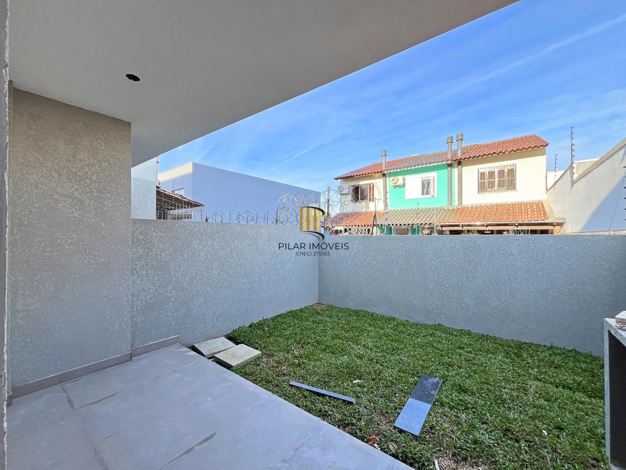 Casa Nova ! Térrea com 2 dormitórios sendo 1 suíte no Residencial Hípica Boulevard, zona sul de Porto Alegre !