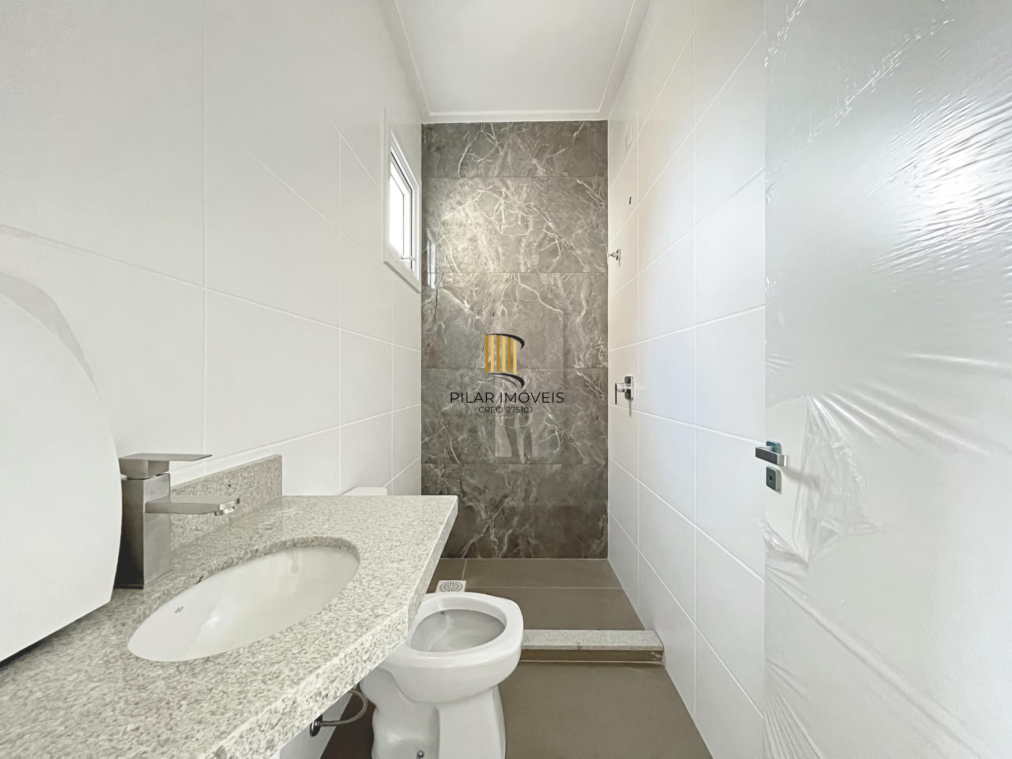 Casa Condominio em Porto Alegre, no bairro Hípica, com 3 dormitório(s), e 3 banheiros, à venda.