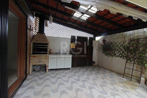 Casa para Venda - 278.12m², 3 dormitórios, sendo 1 suites, 2 vagas - Jardim Isabel