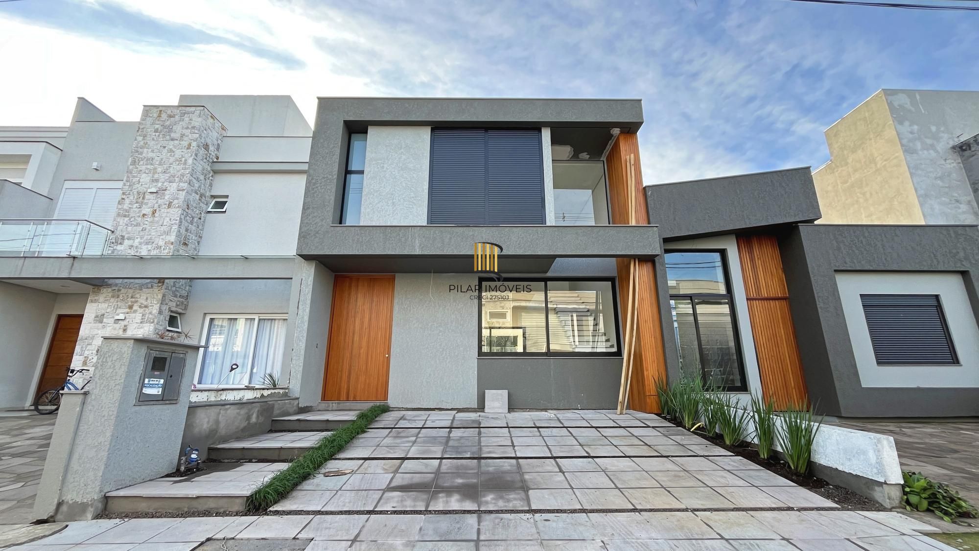 Casa Condominio em Porto Alegre, no bairro Hípica, com 3 dormitório(s), e 3 banheiros, à venda.