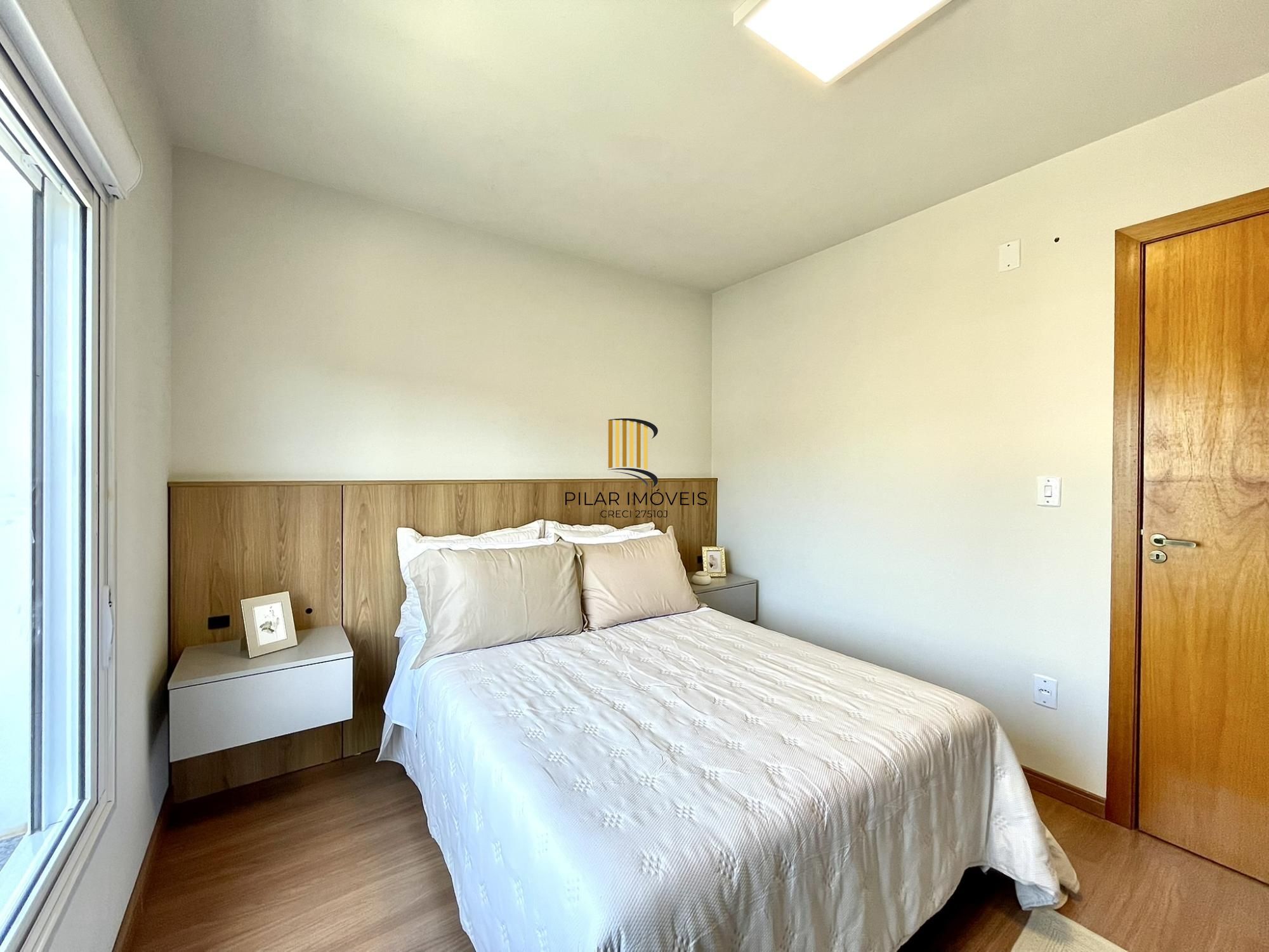 Casa de Condomínio 2 dormitórios no bairro Hípica