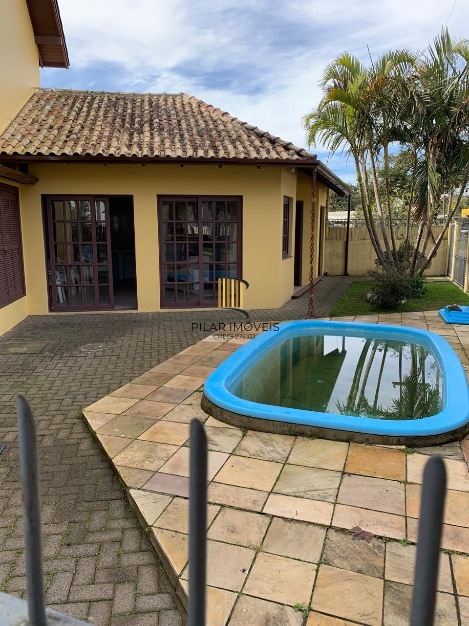 No bairro Serraria, casa em condomínio com 3 dormitórios