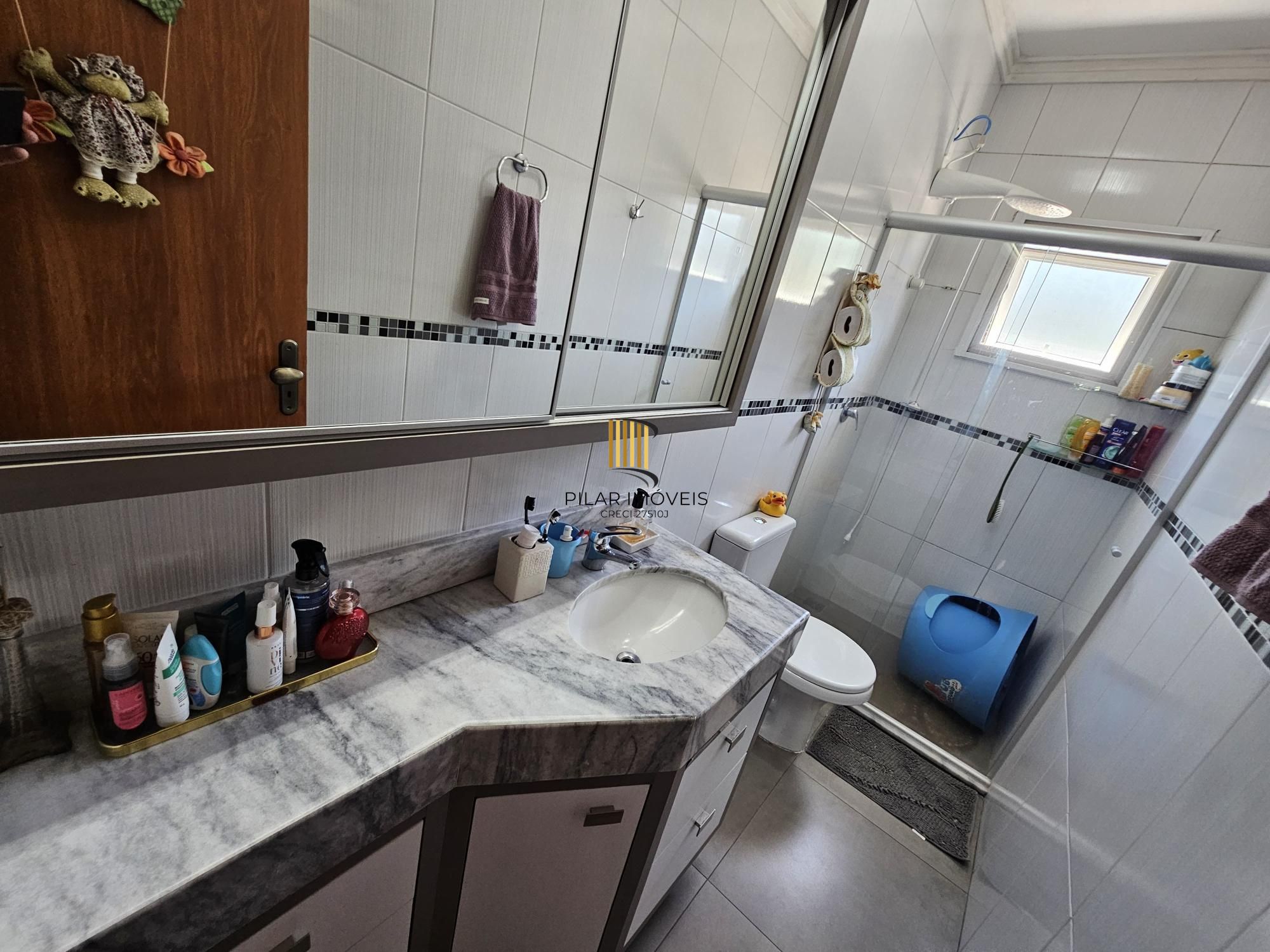 Sobrado em condomínio fechado