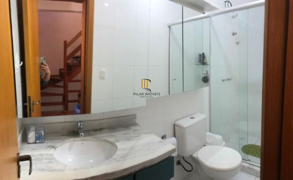 Casa para Venda - 150m², 3 dormitórios, sendo 1 suites, 2 vagas - Guarujá