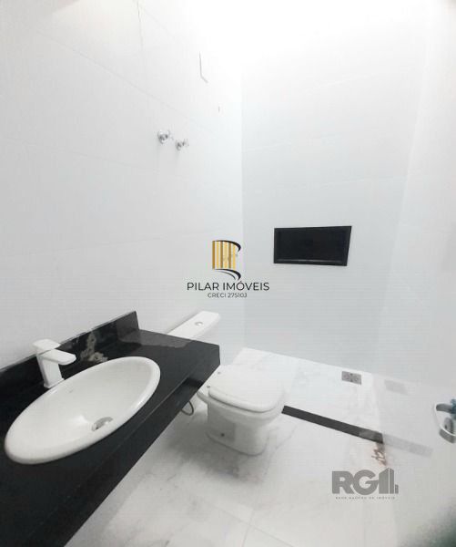 Casa de Condomínio 3 dormitórios no bairro Aberta dos Morros