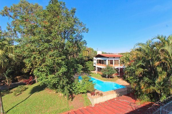 Casa Condominio em Porto Alegre, no bairro Tristeza, com 3 dormitório(s), e 3 banheiros, à venda.