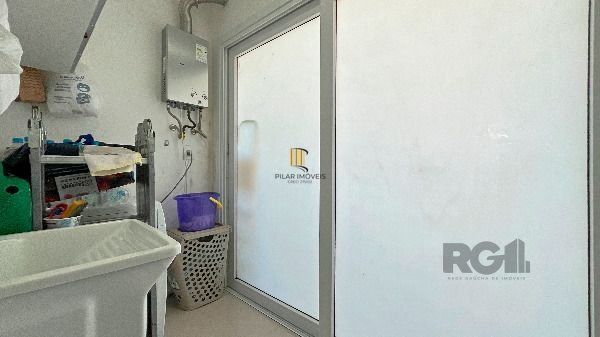 Casa Condominio em Porto Alegre, no bairro Hípica, com 3 dormitório(s), e 3 banheiros, à venda.