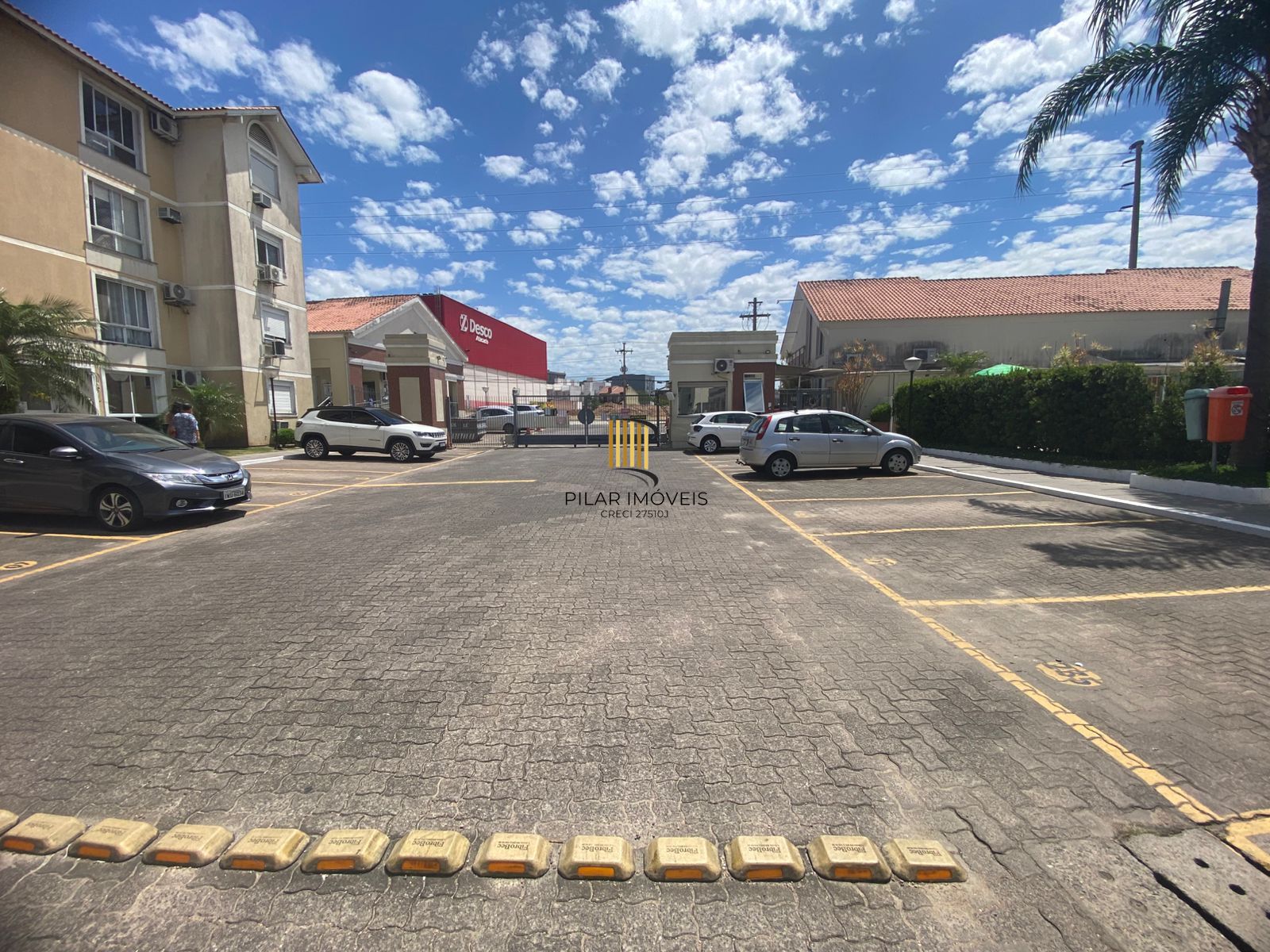 Apartamento 3 dormitórios em condomínio com infraestrutura de lazer no bairro Hipica próximo Escola Cesi !