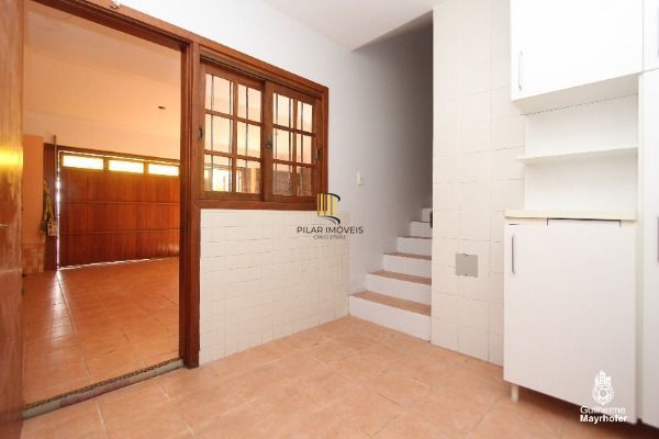 Casa para Venda - 212.52m², 3 dormitórios, sendo 1 suites, 2 vagas - Imperial Parque