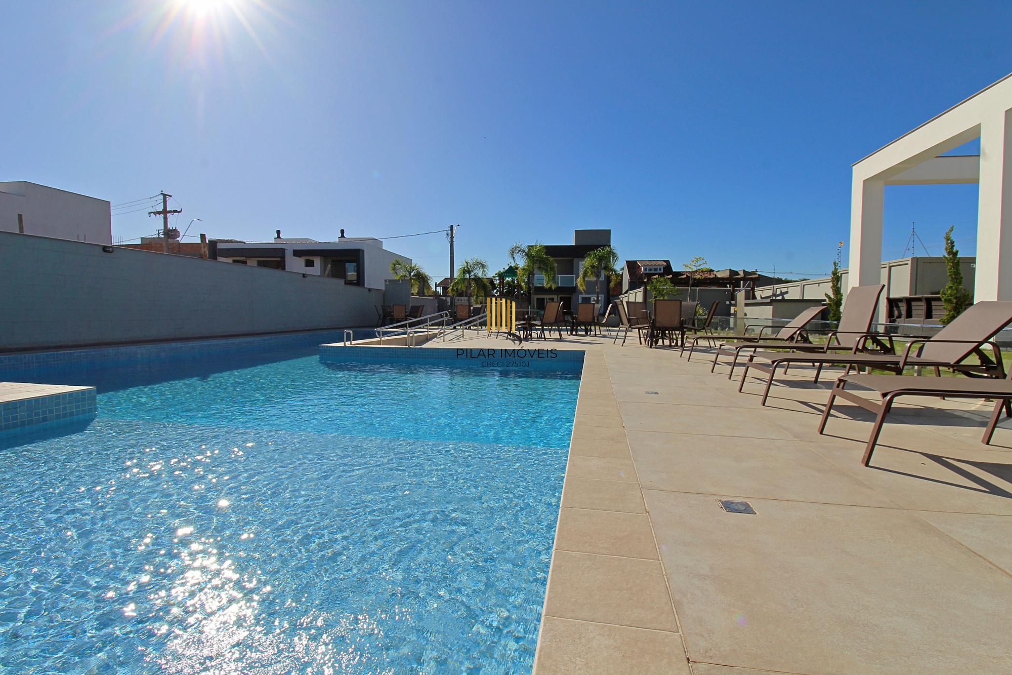 Casa Condominio em Porto Alegre, no bairro Ipanema, com 3 dormitório(s), e 3 banheiros, à venda.