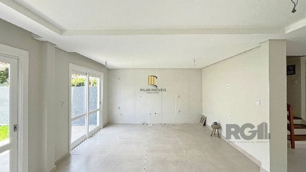 Casa de Condomínio 3 dormitórios no bairro Hípica