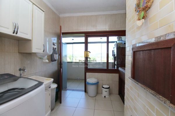 Casa para Venda - 382m², 6 dormitórios, sendo 2 suites, 4 vagas - Ipanema