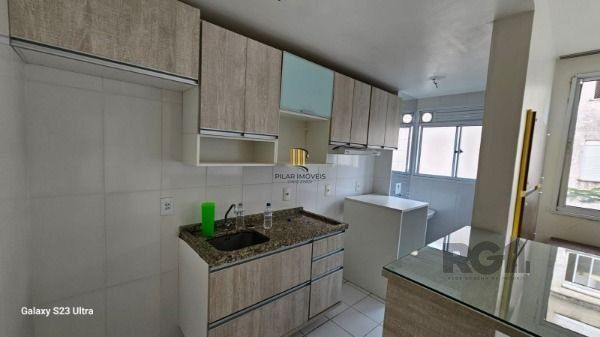 Apartamento em Porto Alegre, no bairro Cavalhada, com 2 dormitório(s), e 2 banheiros, à venda.