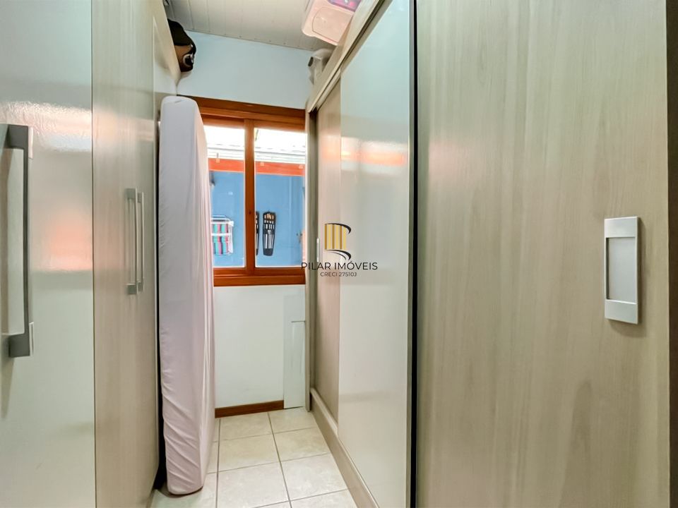 Casa 3 dormitórios no bairro Hípica