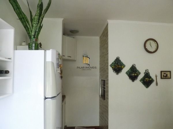 Apartamento para Venda - 80m², 3 dormitórios, 1 vaga - Menino Deus