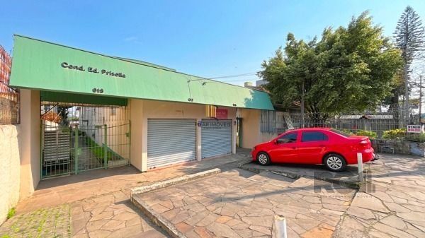 Apartamento em Porto Alegre, no bairro Cristal, com 1 dormitório(s), e 1 banheiros, à venda.