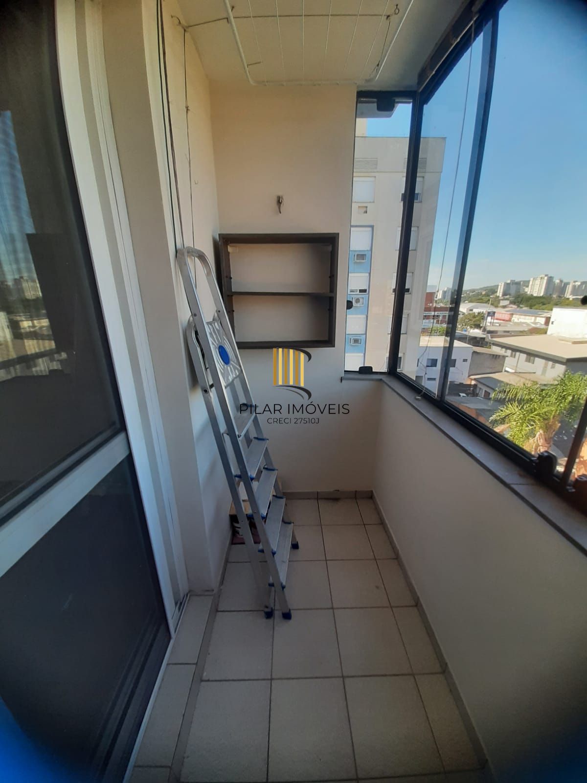 Apartamento 2 dormitórios no bairro Cavalhada