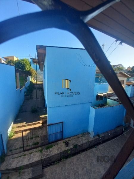 Casa em Porto Alegre, no bairro Cavalhada, com 3 dormitório(s), e 3 banheiros, à venda.