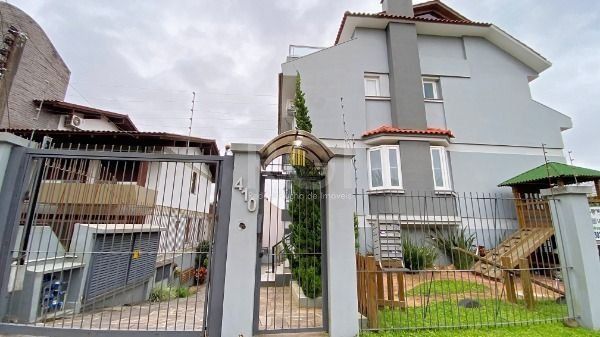 Casa Condominio para Venda - 215.51m², 3 dormitórios, sendo 1 suites, 2 vagas - Jardim Isabel