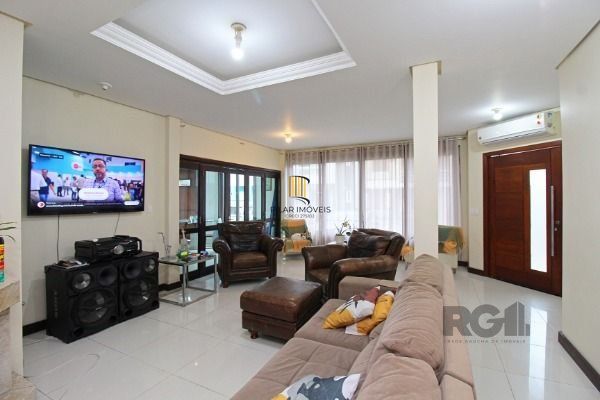 Casa Condominio para Venda - 137m², 3 dormitórios, sendo 1 suites, 3 vagas - Hípica