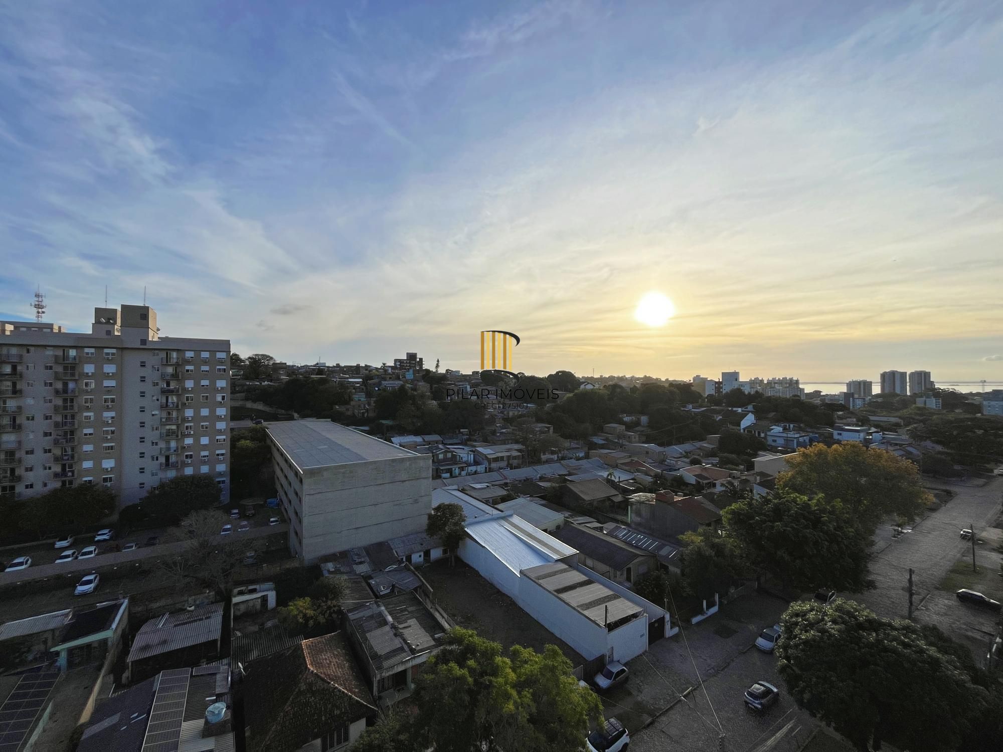 Apartamento 3 dormitórios no bairro Camaquã