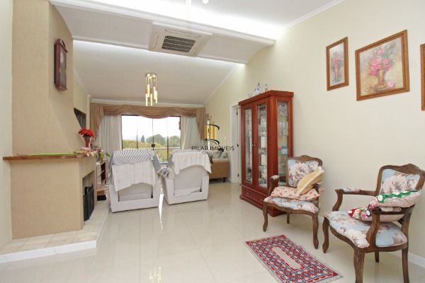 Casa para Venda - 300m², 3 dormitórios, sendo 1 suites, 2 vagas - Ipanema