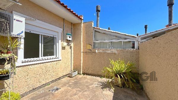 Casa de Condomínio 2 dormitórios no bairro Hípica