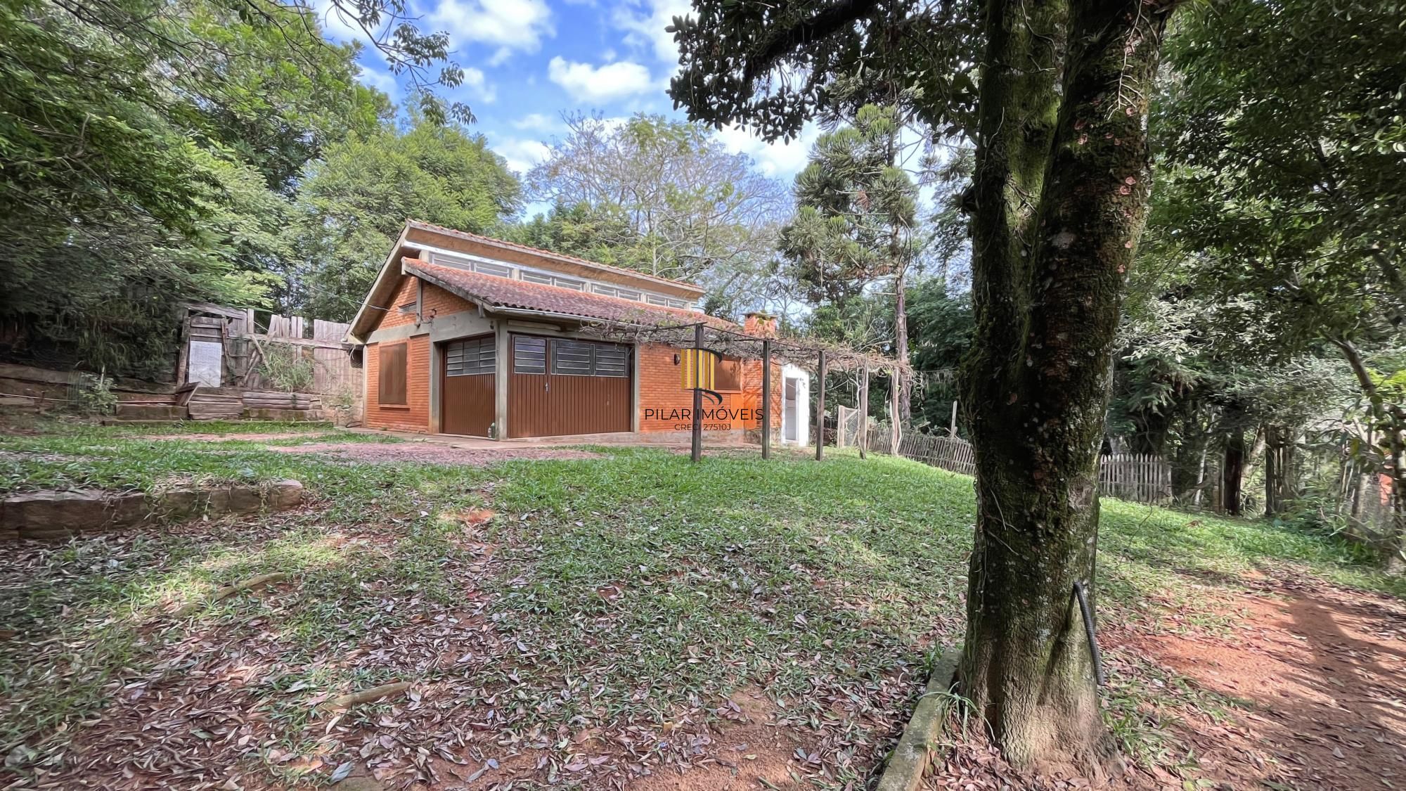 Casa 1 dormitório no bairro Hípica