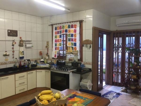 Casa para Venda - 171.1m², 3 dormitórios, sendo 1 suites, 2 vagas - Santa Tereza