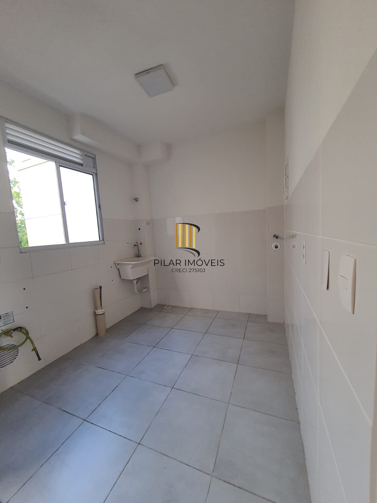 Apartamento no Residencial Porto dos Canários 02 dormitórios no Extremo Sul de POA.