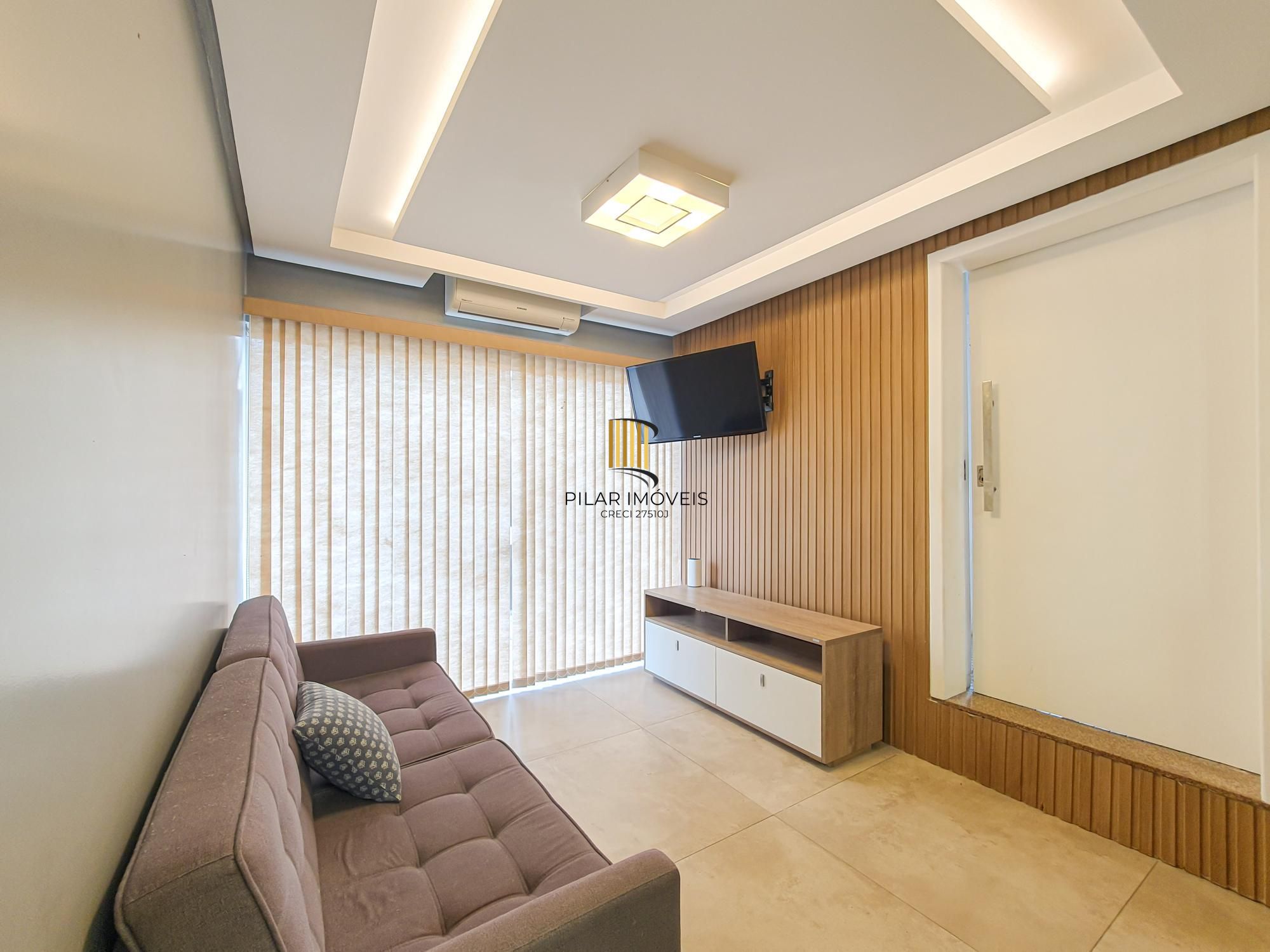 O refúgio perfeito: Casa térrea reformada com piscina e clima de interior!