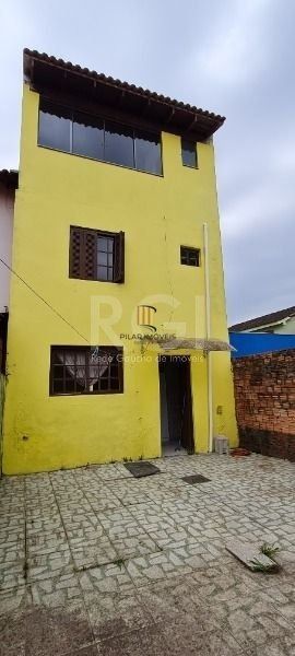 Casa para Venda - 150m², 3 dormitórios, Hípica
